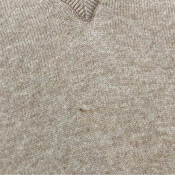 Vintage LL Bean 100% Lambs Wool V Neck Sweater Vest Men’s LG Brown Scotland - Picture 3 of 8